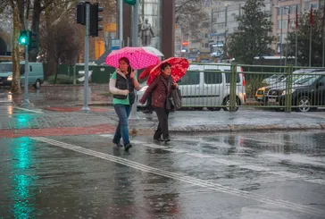 Meteoroloji’den çifte alarm: Toz taşınımı ve gök gürültülü sağanak kapıda