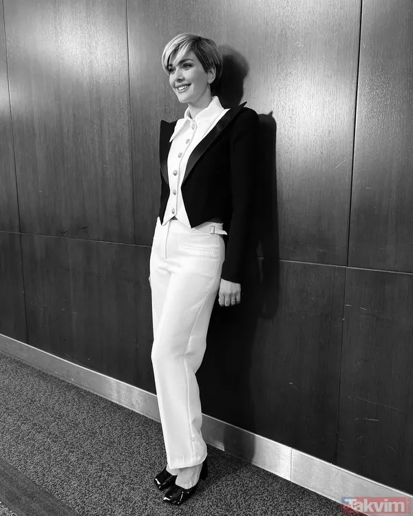 Bergüzar Korel’in balkon pozları ortalığı yakıp kavurdu! Vücudunu saran elbisesiyle paylaştı! - 5