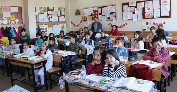 Cocudum Okula Gitmek Istemiyor