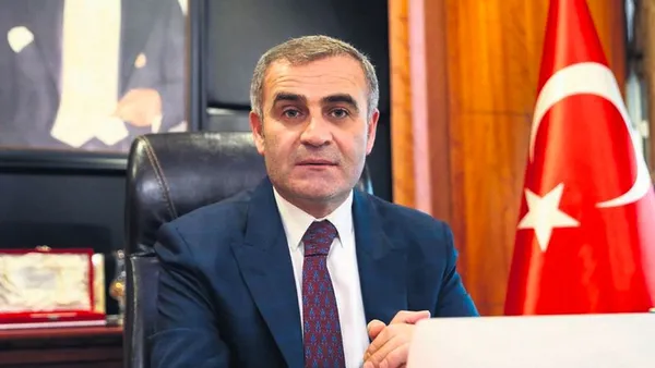 irfan-fidan-kimdir-aym-uyesi-secilen-irfan-fidan-hayati-ve-biyografisi-1611384900428.jpg İrfan Fidan kimdir? AYM üyesi seçilen İrfan Fidan hayatı ve biyografisi!-2