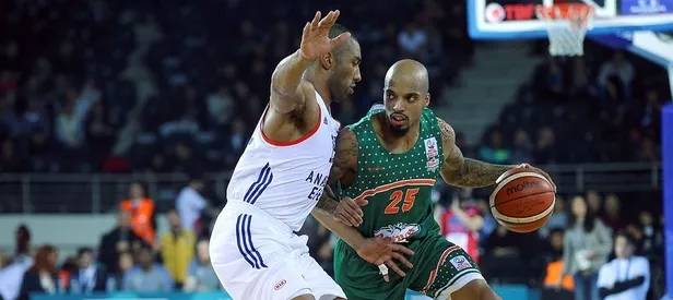 Anadolu Efes'i yenen Banvit şampiyon