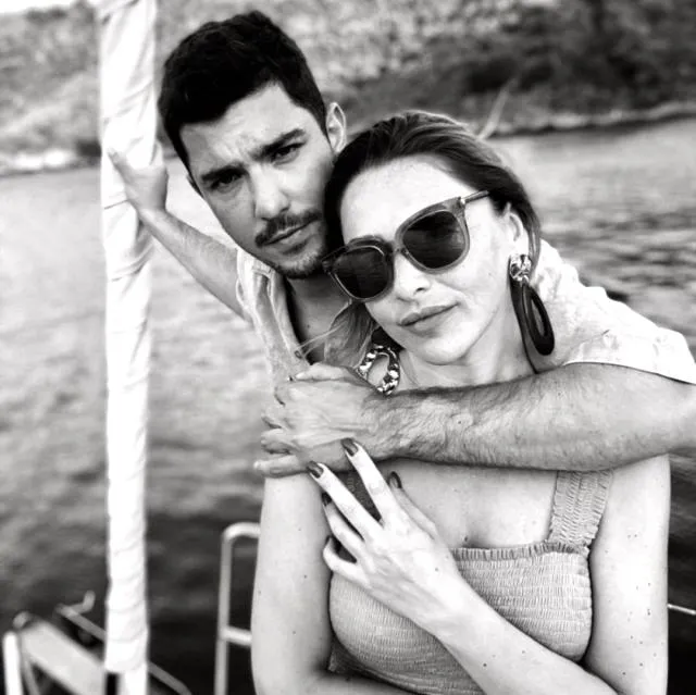 Hadise koronavirüse yakalandı! Sevgilisi Kaan Yıldırım ile yaşayan Hadise apar topar...-5