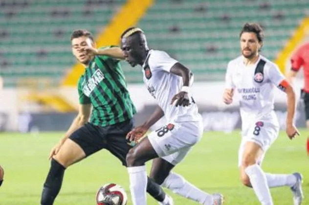 Aslan’dan Ndao yoklaması