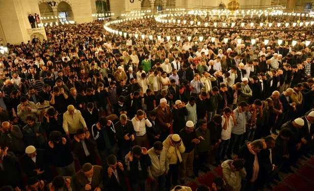 İlk teravih bugün mü? 2019 Teravih ne zaman başlıyor? Teravih namazı nasıl kılınır, kaç rekat?-2