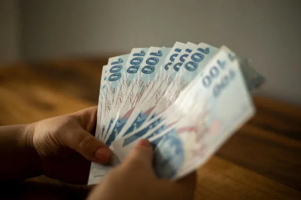 suan-emekli-olsam-ne-kadar-maas-alirim-2023-bagkur-ve-ssk-zamli-emekli-maasi-hesaplama-7500-8000-8500-9000-tl-1689567457499.jpg Şu an emekli olsam ne kadar maaş alırım? 2023 BAĞKUR ve SSK zamlı EMEKLİ MAAŞI HESAPLAMA! 7500, 8000, 8500, 9000 TL alanlar...-4