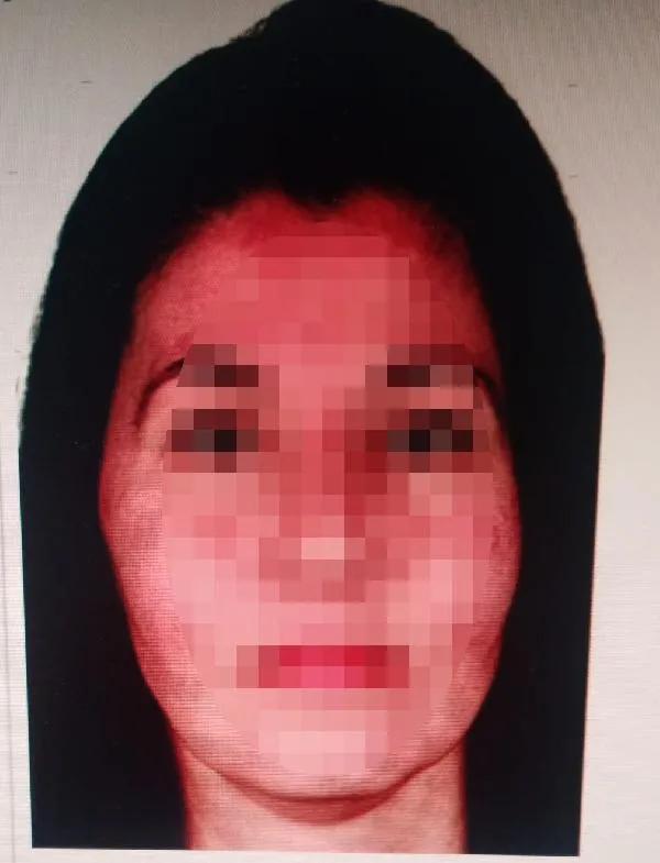 Yeğenini 1 yıl boyunca 'çöp ev'de odaya kilitleyen vicdansız teyzeye 27 yıl hapis istemi-8