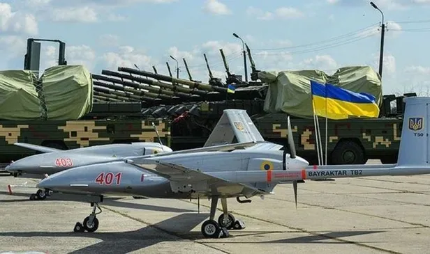 ukrayna-4-adet-bayraktar-tb2-iha-kompleksi-satin-almayi-planliyor-1631475498705.jpeg Ukrayna Genelkurmay Başkanı Valeriy Zalujnıy açıkladı: "4 adet Bayraktar TB2 İHA kompleksi satın almayı planlıyoruz"-4