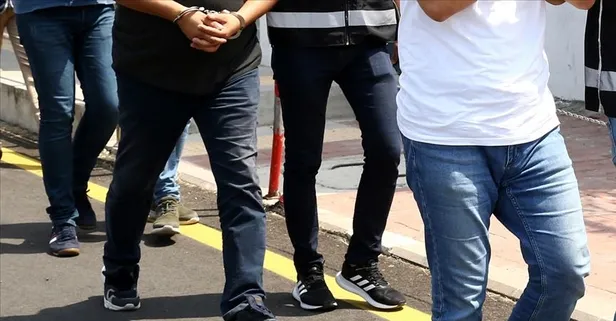 Yunanistan'a kaçmaya hazırlanan iki FETÖ şüphelisi gözaltına alındı