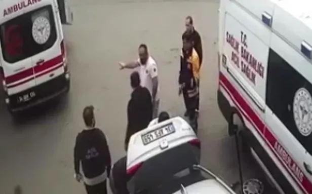 Esenyurt'ta sağlıkçılar levyeli saldırıya uğradı!-3