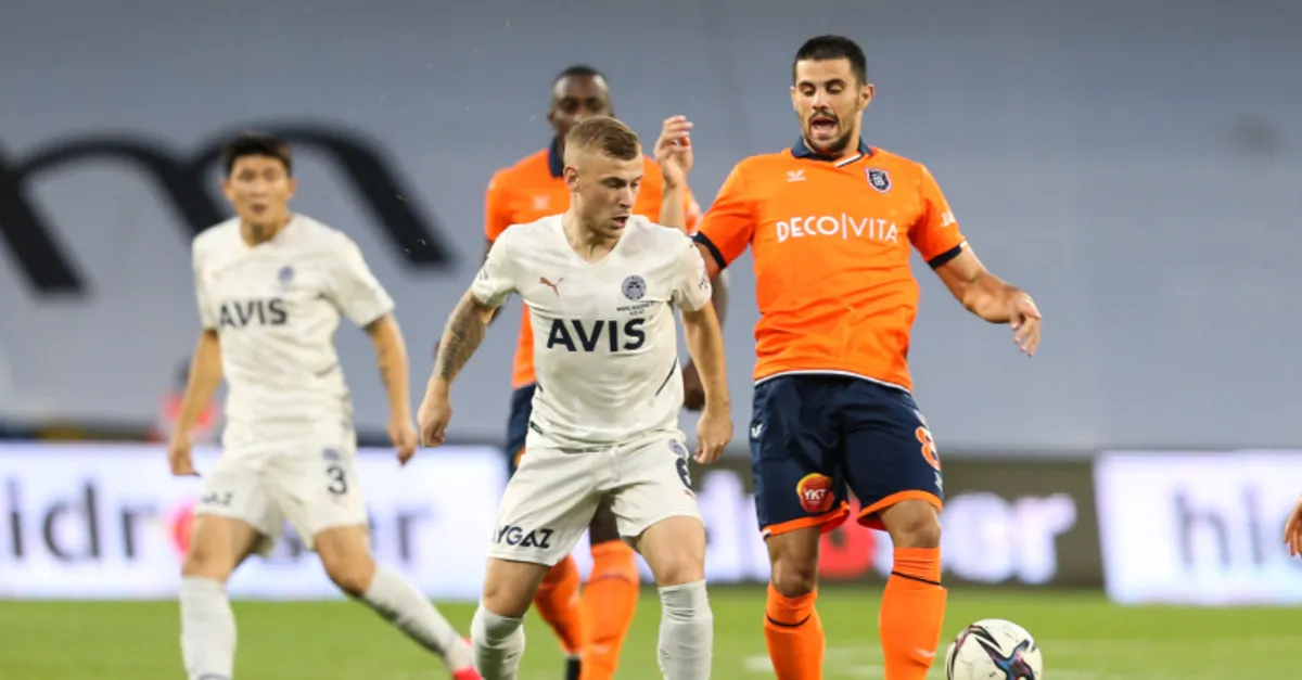Max Meyer Başakşehir maçında taraftarı çıldırttı: Maldonado geri döndü