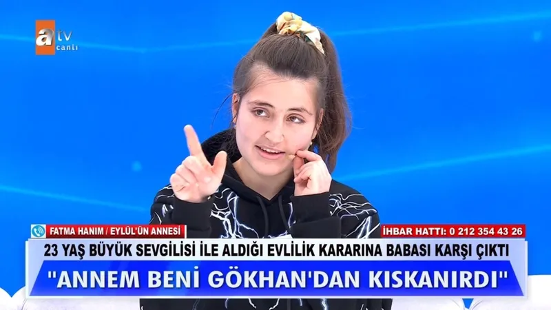 muge-anlida-aranan-genc-kadin-bulundu-meger-23-yas-buyuk-sevgilisiyle-evlilik-hazirligindaymis-1769506622816.jpg Müge Anlı’da aranan genç kadın bulundu: Meğer 23 yaş büyük sevgilisiyle evlilik hazırlığındaymış-5