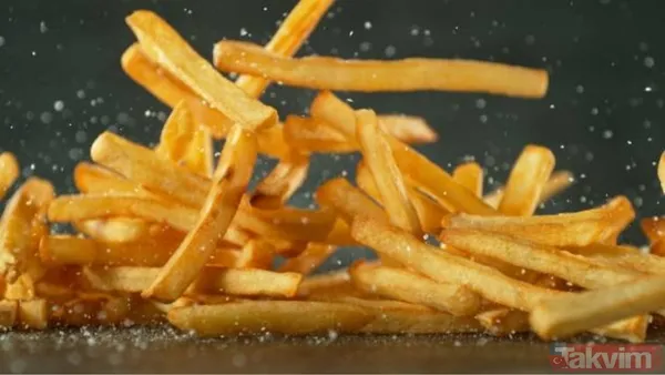 Patates kızartmasını bir de böyle deneyin! Yağ çekmeyen çıtır çıtır patates kızartması tarifi - 5