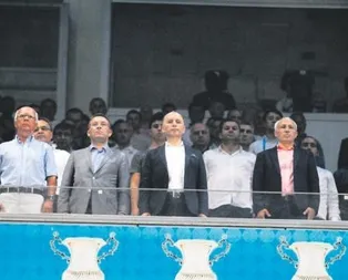 Başkan Usta’dan ince mesaj!