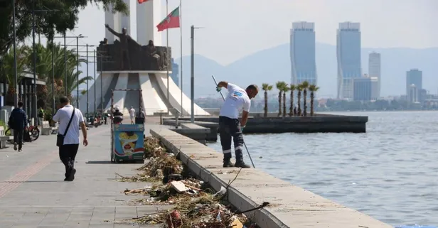 İzmir'de sel sonrası sahillerde kirlilik! Sosyal medyada tepki yağıyor