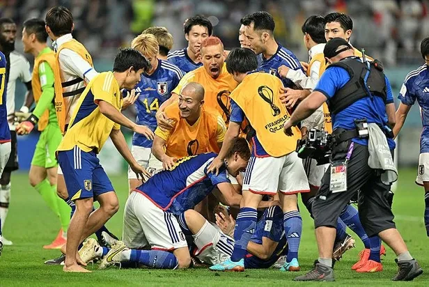 canli-almanya-japonya-maci-canli-anlatim-izle-1669217305476.jpeg Dünya Kupası'nda Japonya geriden gelerek Almanya'ya hezimeti yaşattı-5