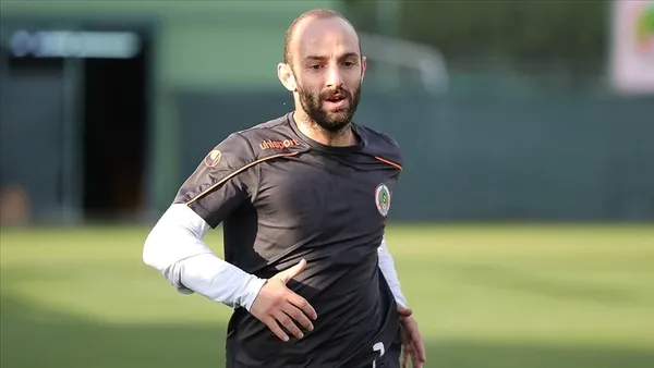 ozel-haber-i-fenerbahceden-efecan-karaca-hamlesi-bir-ilk-yasanacak-1643792919940.jpg Özel Haber I Fenerbahçe'den Efecan Karaca hamlesi! Bir ilk yaşanacak-2