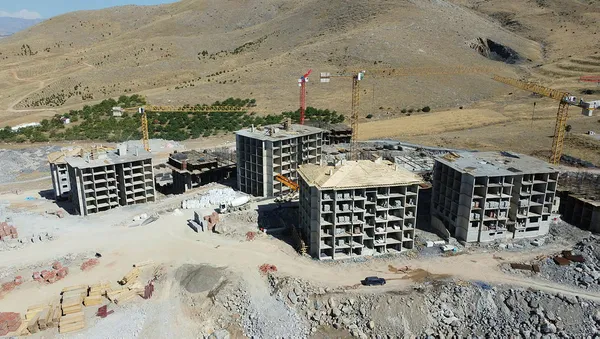 Son dakika: Çevre, Şehircilik ve İklim Değişikliği Bakanı Mehmet Özhaseki: Deprem konutları 9 şiddetindeki depreme dayanıklı yapılıyor-3