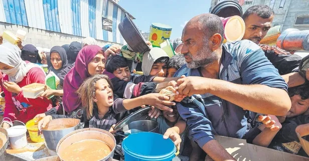 İsrail zulmü sürüyor Milyonlarca Filistinli'yi açlığa mahkum etti!