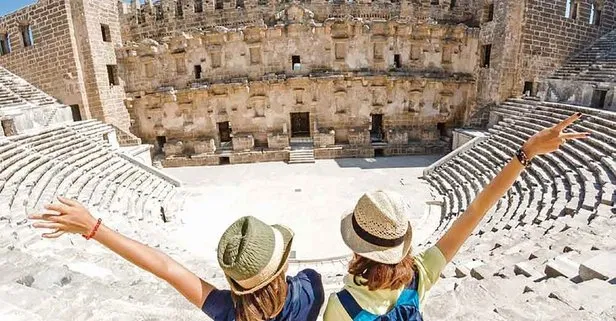 Gençlere tatil programları devreye giriyor