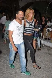 Emre Altuğ ile Gözde Kansu sevgili mi ilk kez açıkladı "Demek karı koca olarak..." Çağla Şıkel’le 7 yıl evli kalmıştı Yalı Çapkını yıldızları... - 11