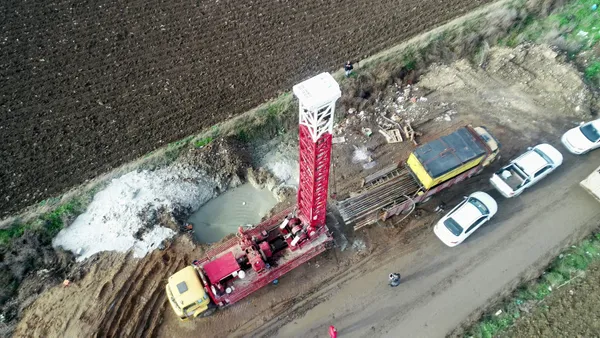 kuraklik-tehlikesi-istanbulun-yani-basinda-edirnenin-barajlari-kurudu-1610027697874.jpg Kuraklık tehlikesi İstanbul'un yanı başında! Edirne'nin barajları kurudu-2