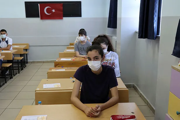 lgs-illere-gore-basari-siralamasi-ve-yuzdelik-dilimleri-lgs-2021-tercih-kilavuzu-ne-zaman-yayimlanacak-1622969841830.jpg LGS illere göre başarı sıralaması ve yüzdelik dilimleri açıklandı mı? MEB ile LGS 2021 tercih kılavuzu yayınlandı mı?-3