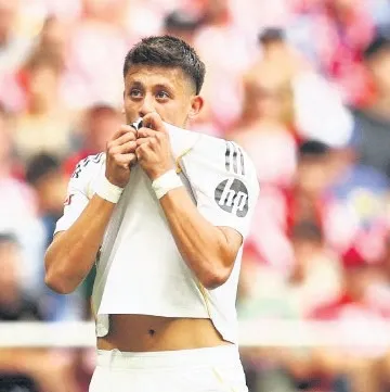 Arda İspanya’yı salladı