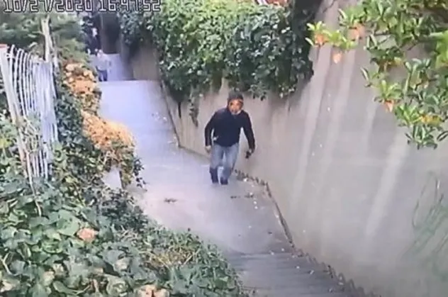 Tacizci hırsız kaçtı! Vatandaşlar kovaladı