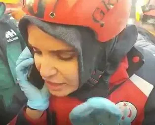 Elazığ depreminde enkaz altındaki Azize ile yaptığı konuşma gündeme oturmuştu! UMKE görevlisi Emine Kuştepenin babası konuştu!