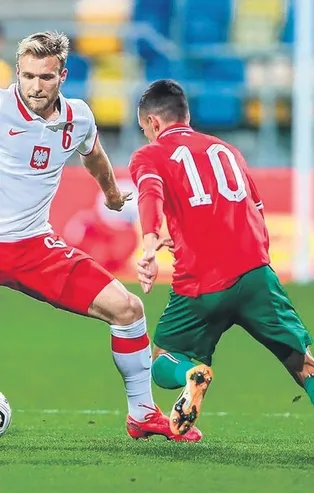 Trabzonspor Polonyalı sol bek Tymoteusz Puchacz göz dikti