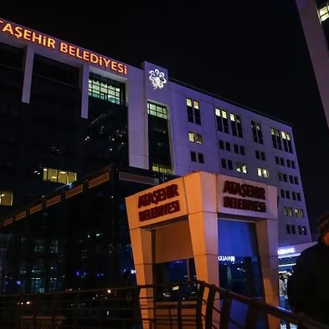 Son dakika: CHPli Ataşehir Belediyesinde yolsuzluk operasyonu! 3 başkan yardımcısı gözaltında! Başkan Battal İlgezdinin ifadesi alınacak