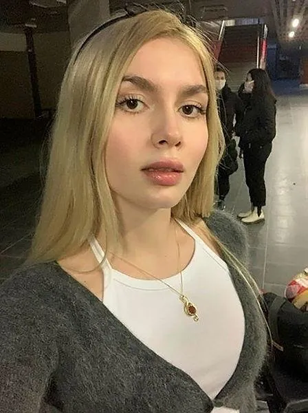 Demet Akalın Aleyna Tilki’ye verdi veriştirdi