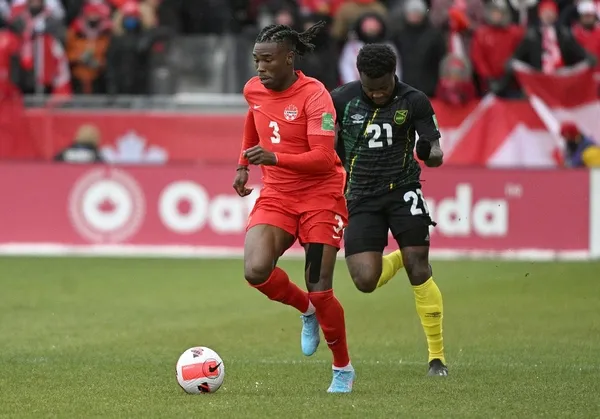 iste-galatasarayin-yeni-transferi-sam-adekugbenin-bilinmeyen-yonleri-babasi-hem-berber-hem-de-papaz-1676534035439.jpeg İşte Galatasaray'ın yeni transferi Sam Adekugbe'nin bilinmeyen yönleri! Babası hem berber hem de papaz-7