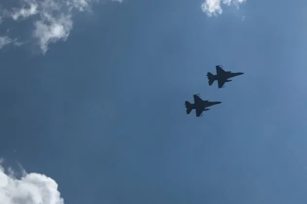 Savaş uçakları havalandı! Kastamonu İnebolu'da Şeref ve Kahramanlık Günü kutlamaları büyük ilgiyle izlendi