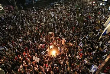 Tel Aviv katil Netanyahu’ya karşı ayaklandı! On binler sokakta: Ben Gvir teröristtir