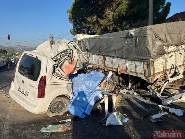 Manisa'da kan donduran kaza! Düğün dönüşü facia... Aynı aileden biri bebek 4 kişi can verdi, 3 ağır yaralı - 24