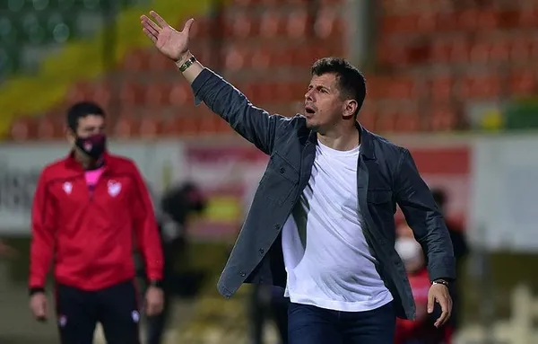 Fenerbahçe Teknik Direktörü Emre Belözoğlu: Fener varsa her şey mümkün-2