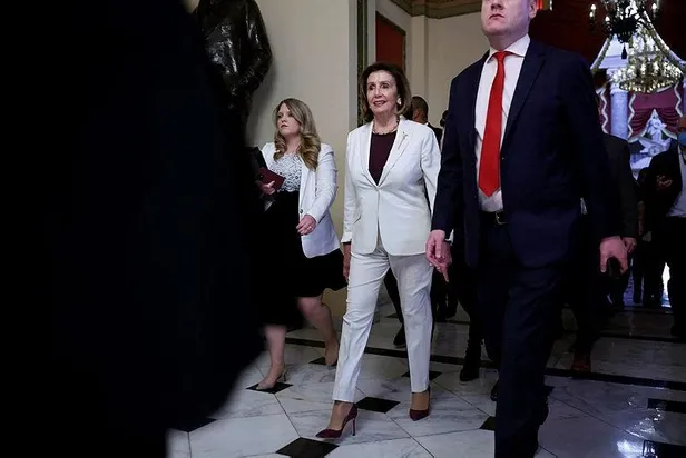 abd-temsilciler-meclisi-baskani-pelosi-mecliste-demokratlarin-liderligine-aday-olmayacagim-1668708204967.jpeg
