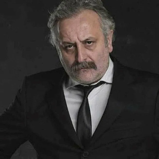 Yönetmen Onur Ünlü, Kemal Kılıçdaroğlunu eleştirince linç yedi! Senaryo anlaşması iptal...