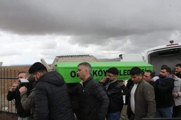 gamzenin-katledilmeden-once-mahkemeye-verdigi-dilekce-ortaya-cikti-1779774730854.jpeg Gamze’nin katledilmeden önce mahkemeye verdiği dilekçe ortaya çıktı: Dehşeti satır satır anlatmış-2