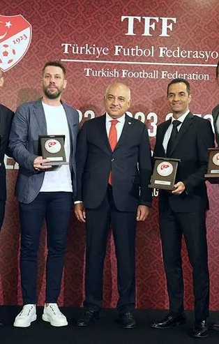 Süper Lig'de hakem atamalarında hibrit sistem geldi! Eğitmen olarak Hugh Dallas açıklandı