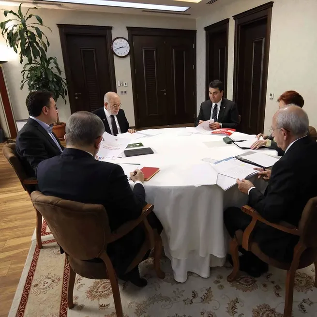 Meral Akşenerden Kemal Kılıçdaroğluna bir veto daha! Aynı yerde duruyorum...