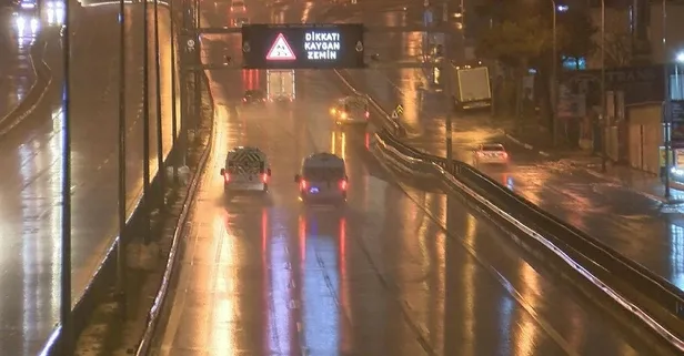 Son dakika: İstanbul’da sağanak yağış etkisini artırdı