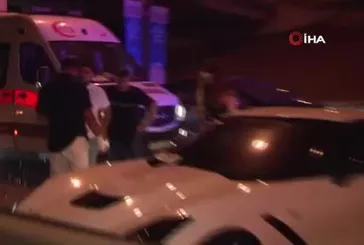 Ümraniye'de 15 milyon liralık lüks araç ticari taksiye çarptı: 1 yaralı
