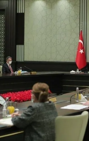 SON DAKİKA: Ramazan'da tam kapanma mı ek tedbir mi? Uzman isimden canlı yayında flaş açıklamalar: Mümkün değil