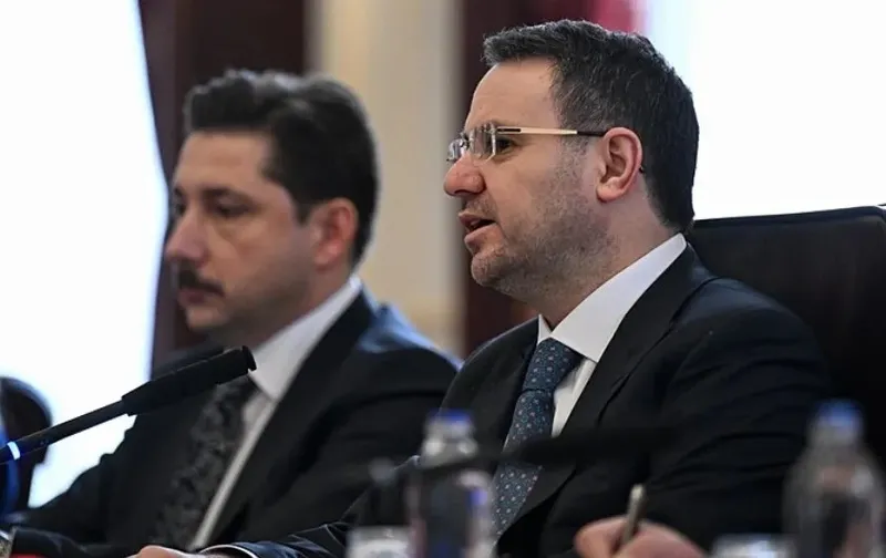 bakan-gurlek-hollandali-mevkidasi-weel-ile-gorustu-sehit-savci-kirazin-katili-dhkp-cli-musa-asoglu-ve-217-feto-1775078780918.jpeg Bakan Gürlek Hollandalı mevkidaşı Weel ile görüştü: Şehit Savcı Kiraz’ın katili DHKP-C'li Musa Aşoğlu ve 217 FETÖ'cü için iade talebi-5