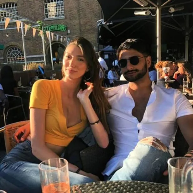 Şevval Şahin mavi bikinisiyle eli ayağı dolaştırdı! Eski sevgilisi yeni sevgilisini denize fırlatan estetikli Türkiye güzeli...-8