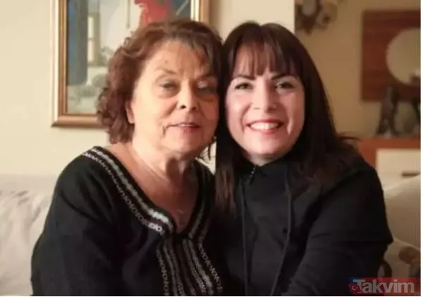 Demet Akbağ annesinin 6. ölüm yıl dönümünü andı! Sandık Kokusu'nun Filiz'i not düşüp paylaştı: Acıbadem kurabiyesinden aldım... - 24