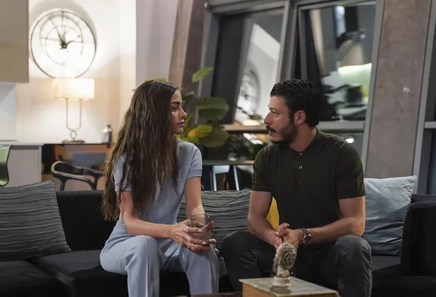 gidenler-pes-pese-nabizlari-yoklayacak-flas-karar-show-tvde-5-diziden-sonra-iki-final-daha-mi-1626169870209.jpg Gidenler peş peşe! Nabızları yoklayacak flaş karar! Show TV'de 5 diziden sonra iki final daha mı?-6