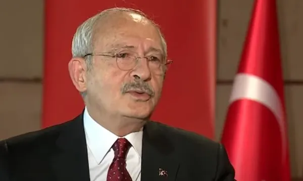 kemal-kilicdaroglu-yine-alay-konusu-oldu-gaflarina-devam-ediyor-bir-gun-12-saat-1643974630036.jpeg